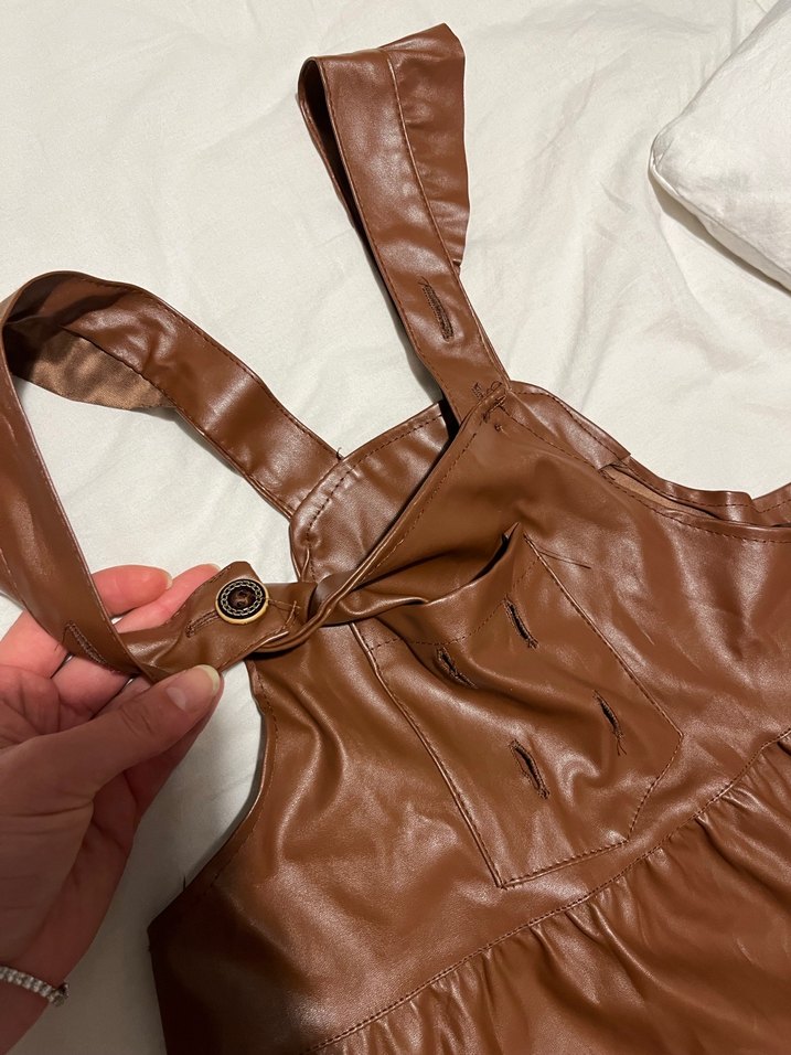 Kahverengi Deri Fırfırlı Askılı Tulum - Görsel 4