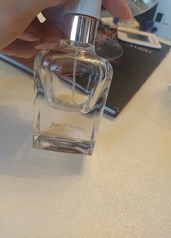 Jour D'Hermès Absolu parfüm şişesi