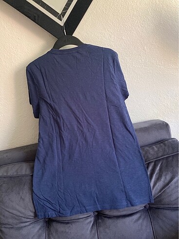 Gap Tshirt