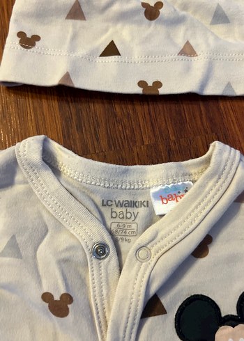 Beyaz Baskılı Pamuklu Erkek Bebek Tulum - Görsel 2