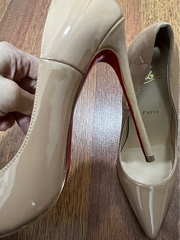 38,5 Beden Ten rengi stiletto
