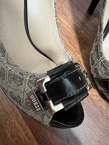 39 Beden kahverengi Renk Gizli platform guess