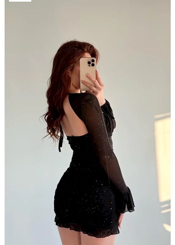 Trendyol & Milla Uzun Kollu Sırt Dekolteli Mini Elbise