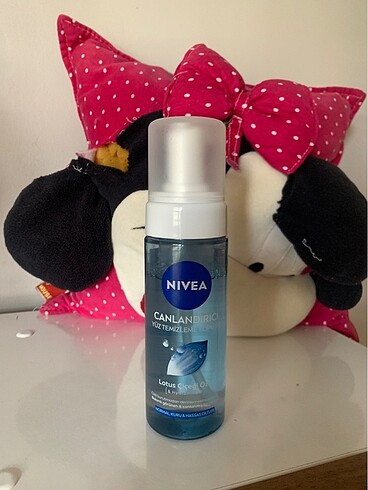 Nivea Nivea Yüz Temizleme Köpüğü