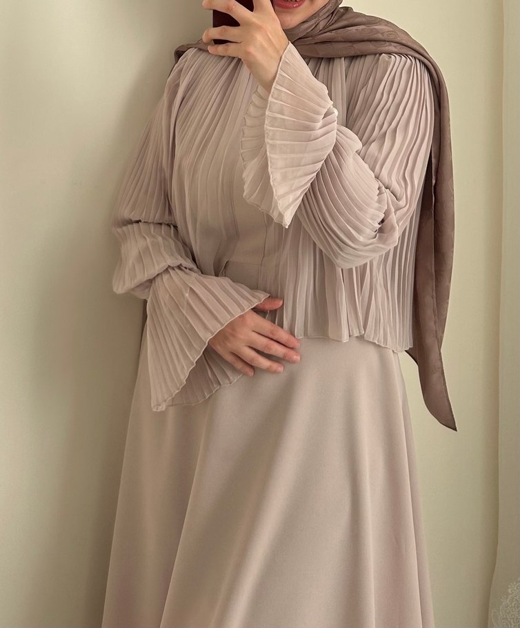 Birgül Bektaş Bej Elbise - Görsel 5