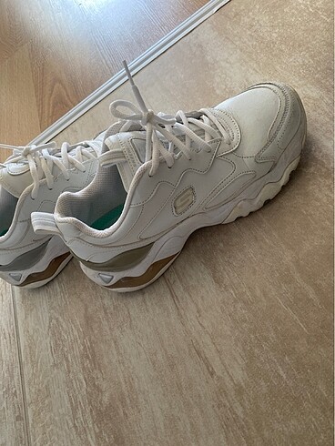 Skechers Beyaz spor ayakkabı