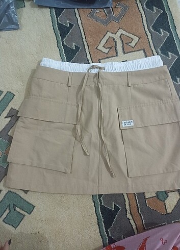 Kahverengi mini etek
