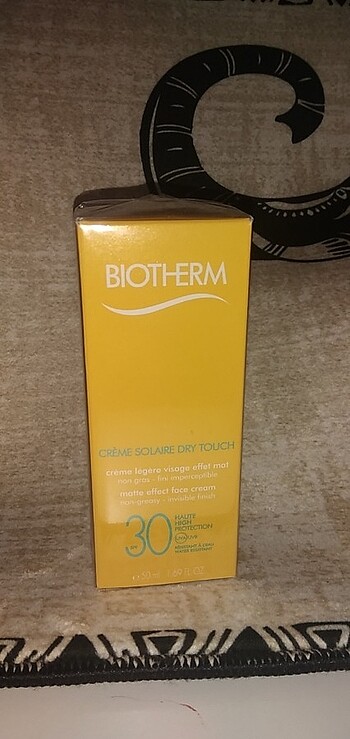 Bioterhm Güneş Koruyu Krem-Creme Solaire Dry Touch