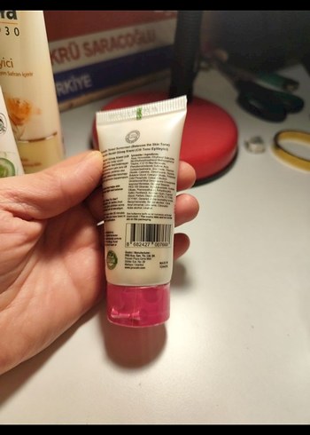 Procsin Pembe Tonlu Güneş Kremi SPF 50+ - Görsel 3