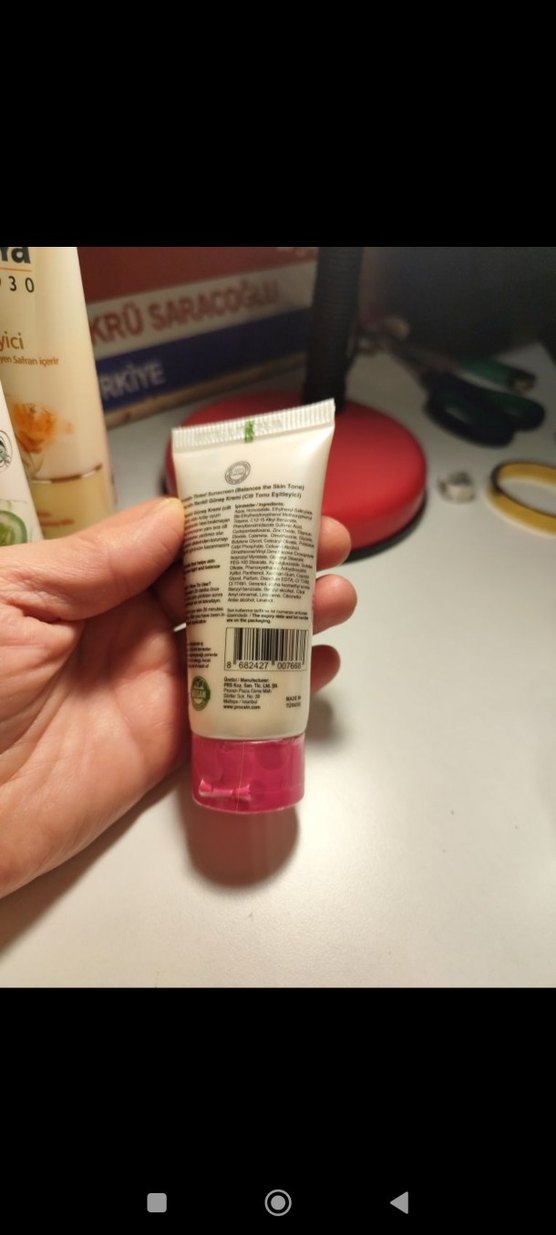 Procsin Pembe Tonlu Güneş Kremi SPF 50+ - Görsel 3