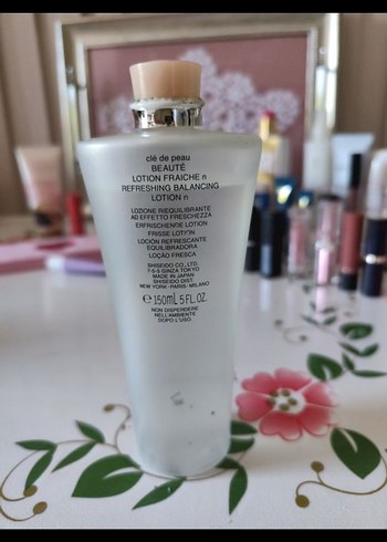 Cle de Peau Beauté canlandırıcı losyon - Görsel 3