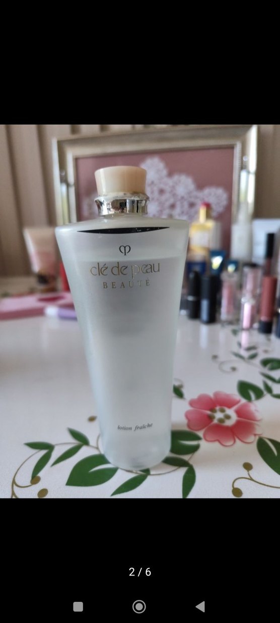 Cle de Peau Beauté canlandırıcı losyon - Görsel 2