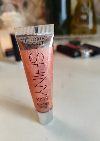 Bej Parlak Parfümlü Dudak Parlatıcısı - Görsel 3