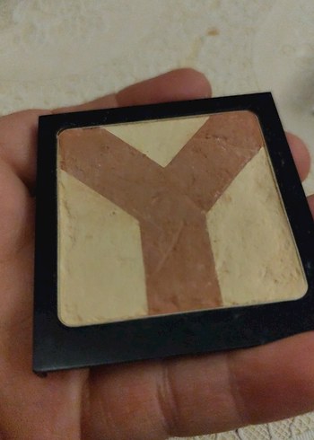 Yves Saint Laurent Altın Koleksiyon Pudrası - Görsel 2