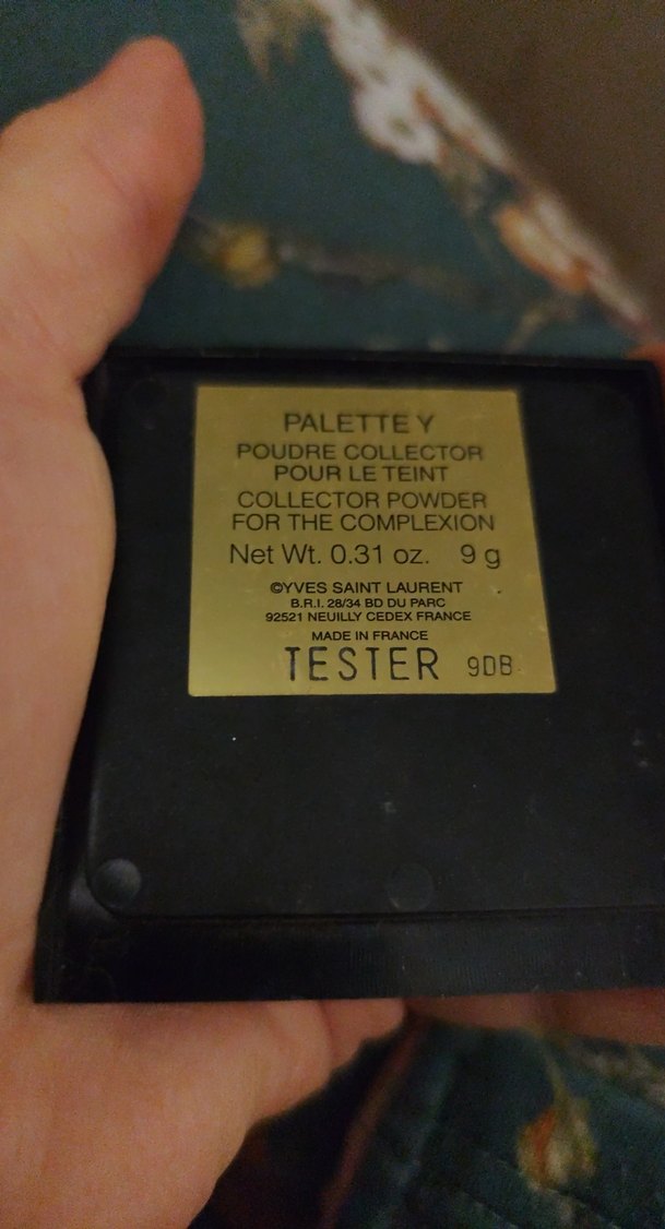 Yves Saint Laurent Altın Koleksiyon Pudrası - Görsel 5