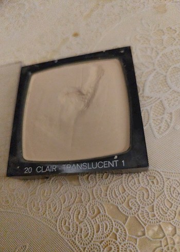 Chanel Poudre Universelle Compacte Ten Beige - Görsel 2