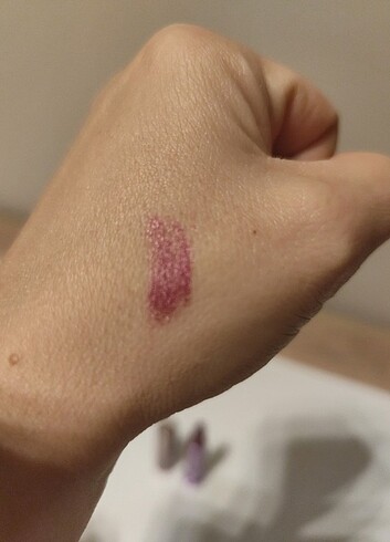 Beden Urban decay ruj