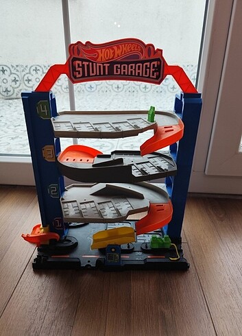  Hot wheels garage