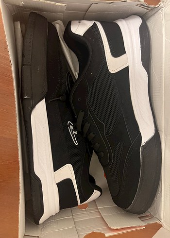 Siyah Bağcıklı  Spor Ayakkabı - Görsel 2
