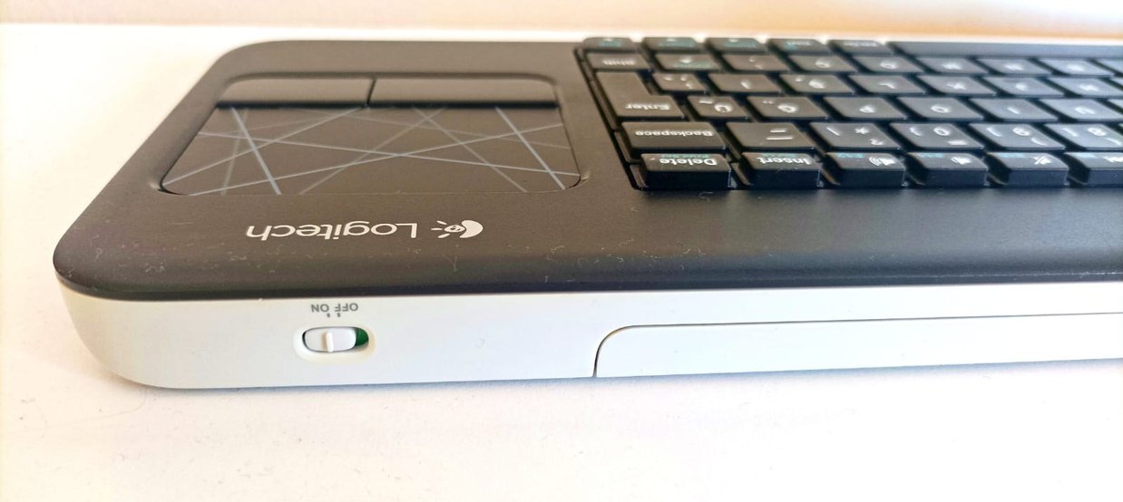 SIFIR GİBİ LOGİTECH K400 PLUS WİRELESS TOUCH KABLOSUZ Q KLAVYE - Görsel 2