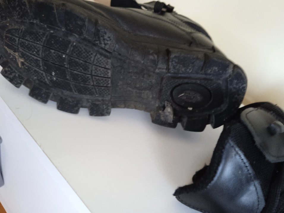 Siyah Bağcıklı Erkek bot - Görsel 3