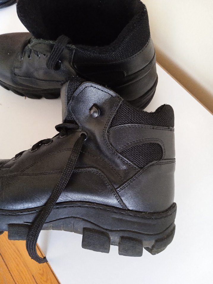 Siyah Bağcıklı Erkek bot - Görsel 2