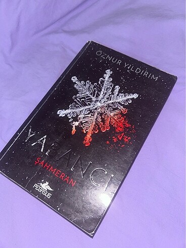 Yabancı Şahmeran Kitap