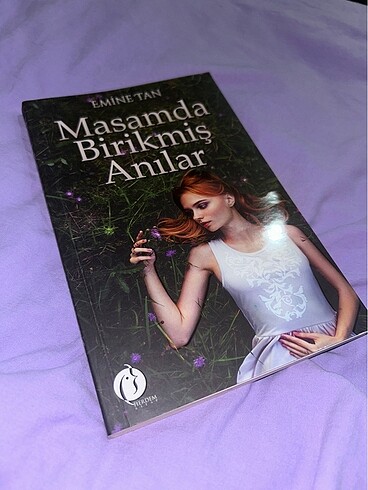 Masamda Birikmiş Anılar Kitap