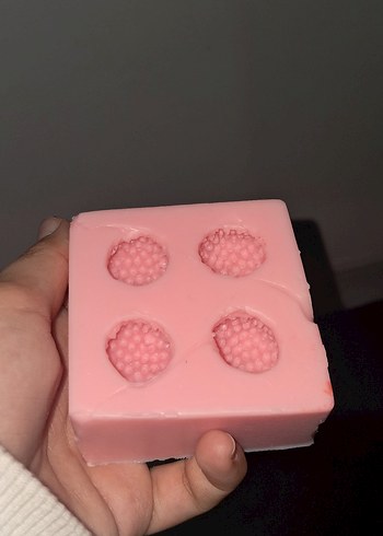 Çilekli Mum Kalıbı - Görsel 2