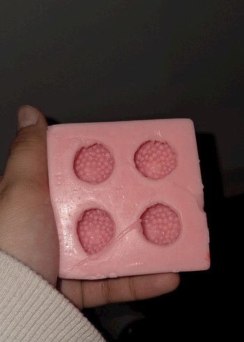 Çilekli Mum Kalıbı - Görsel 3