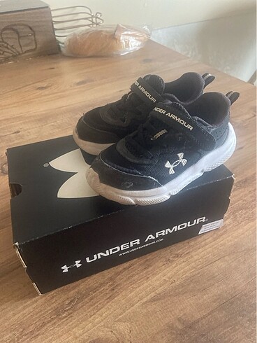 Diğer Under Armour çocuk ayakkabı temiz