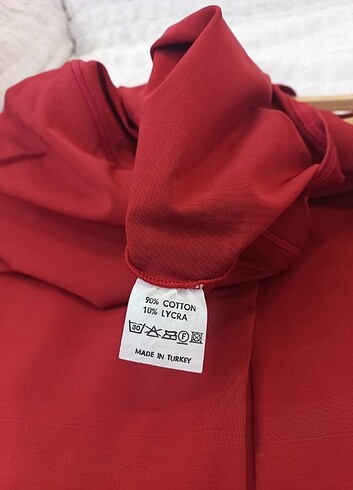 Kırmızı tulum. - Görsel 6