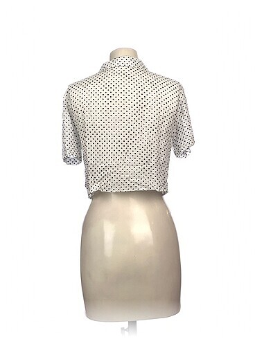 m Beden PreLoved Gömlek %70 İndirimli.