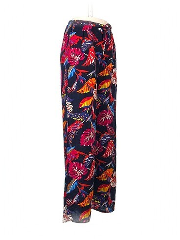 Diğer PreLoved Kumaş Pantolon %70 İndirimli.
