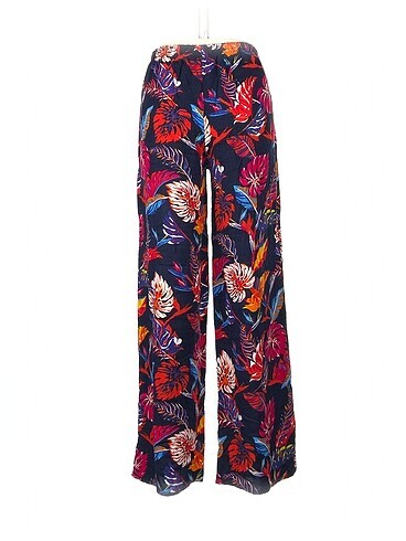 m Beden PreLoved Kumaş Pantolon %70 İndirimli.