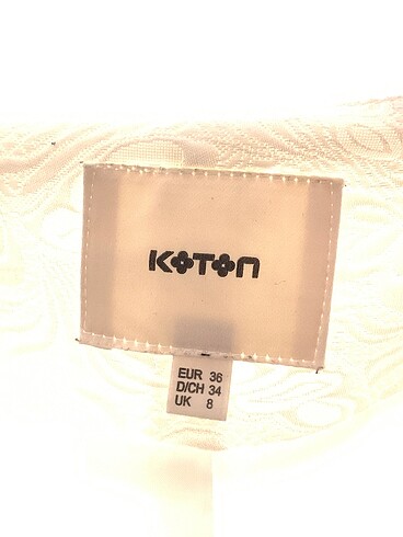 36 Beden beyaz Renk Koton Blazer %70 İndirimli.