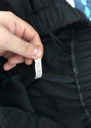 Siyah Pilili Kadın Kumaş Pantolon - Görsel 4