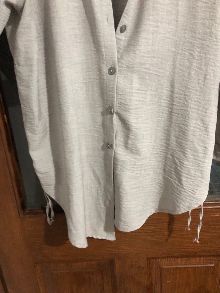 Gri Keten Düğmeli Uzun Kollu Kadın Gömlek - Görsel 3