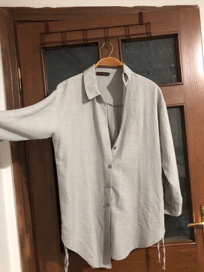 Gri Keten Düğmeli Uzun Kollu Kadın Gömlek - Görsel 2