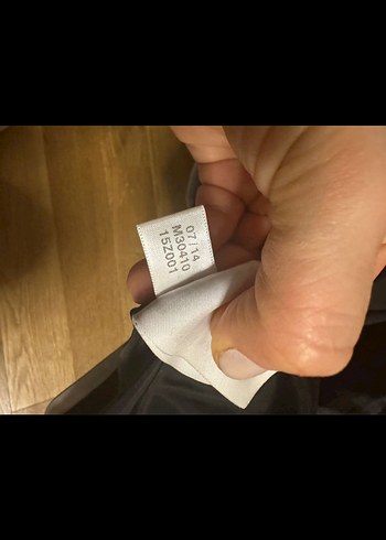 Siyah Kadın Midi Kısa Kapitone Mont - Görsel 3