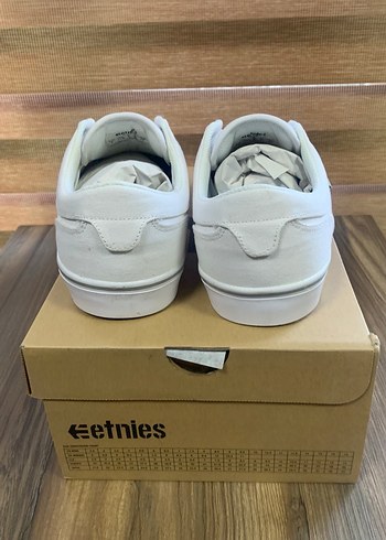 Etnies marka Factor model ayakkabı, Sneaker. 44 numara - 28,5 cm - Görsel 5
