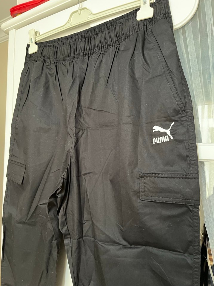 Puma marka alt eşofman, pantolon. L beden ve siyah renk. - Görsel 3