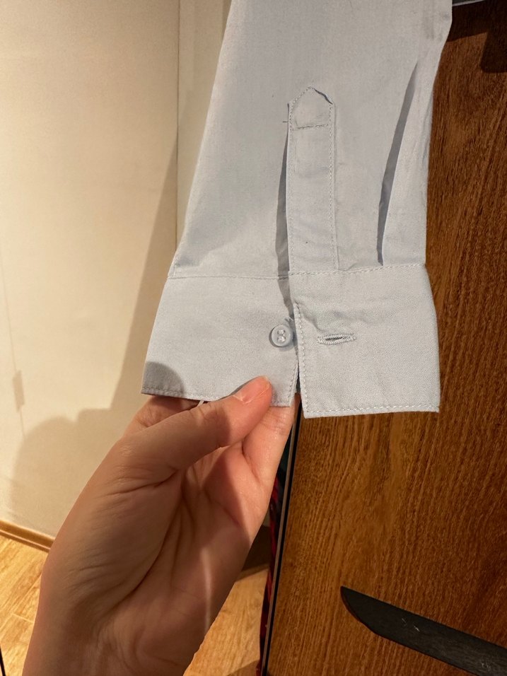 Düğmeli Uzun Kollu Kadın Gömlek - Görsel 2