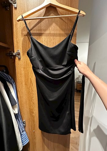 Siyah V Yakalı bağlamalı Midi Elbise - Görsel 2