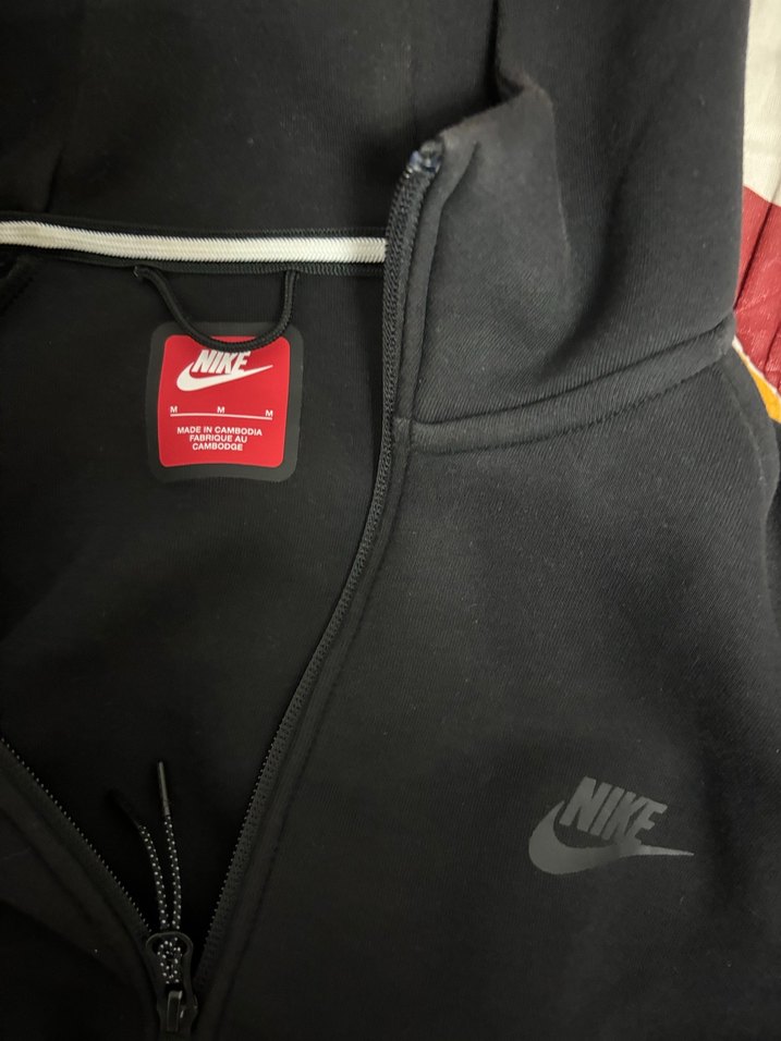 Nike Tech Fleece Siyah Erkek Kapüşonlu Sweatshirt - Görsel 3