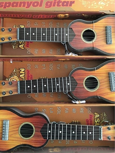 Metal telli İspanyol gitar