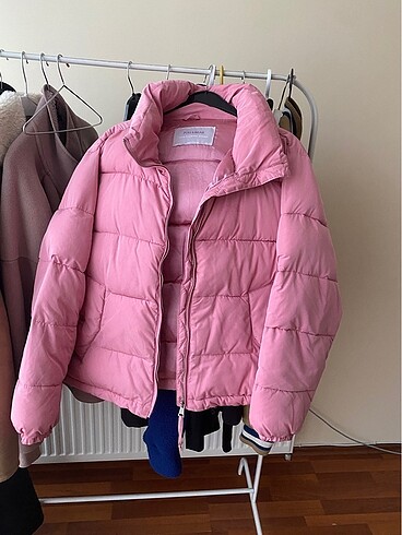 pembe şişme mont pull and bear