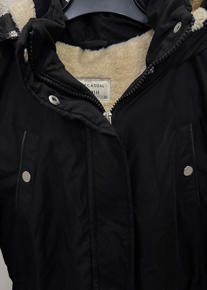 Siyah parka mont - Görsel 2