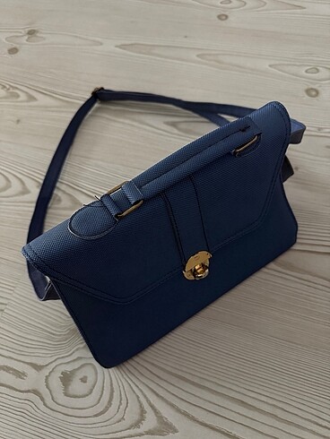 Askılı çanta - Görsel 3