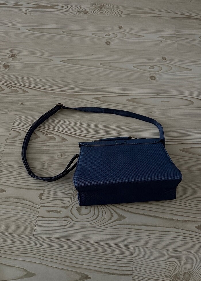 Askılı çanta - Görsel 4